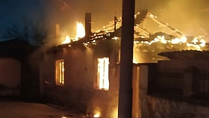 Cami lojmanında yangın 1 ölü 2 yaralı