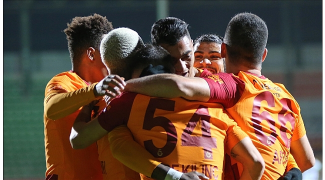 Cim-Bom zorlu deplasmandan 3 puanla döndü