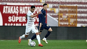 Fenerbahçe,Hatayspor'u 2-1 ile geçti