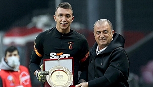 Galatasaray kalecisi Muslera 300. Süper Lig maçına çıktı