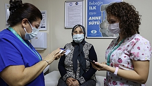 İzmir'de 425 bin doz CoronaVac aşısı uygulandı