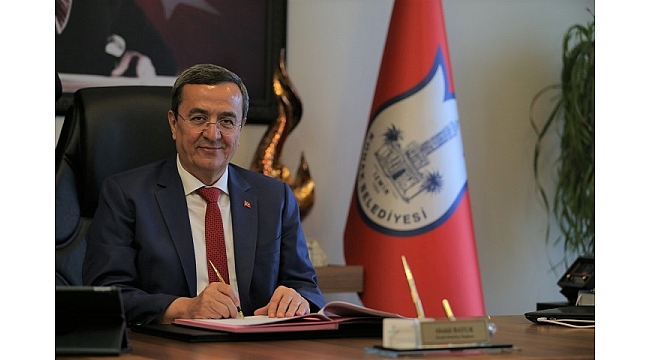 Konak Belediyesi çalışıyor, kimse merak etmesin.