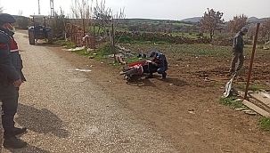 Manisa'da devrilen motosikletin sürücüsü ağır yaralandı