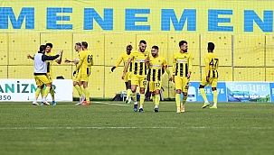 Menemenspor,Akhisarspor'a fark attı 6:2