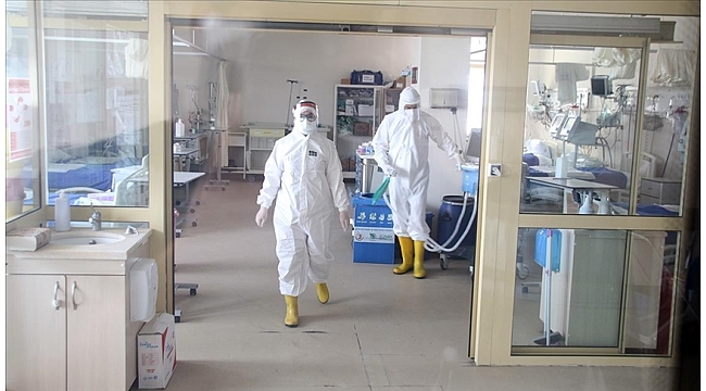 Türkiye'de son 24 saatte 6 bin 670 kişinin testi pozitif çıktı