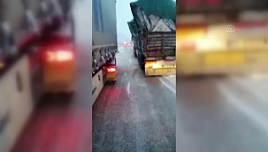 Yoğun kar yağışından kapanan Korkuteli-Denizli kara yolu ulaşıma açıldı