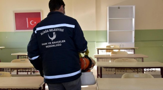 Aliağa'daki okullar dezenfekte ediliyor