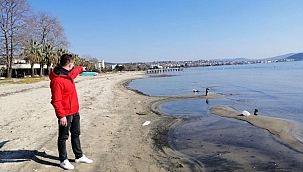 Erdek'te korkutan görüntü deniz çekildi