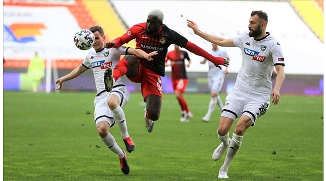 Gaziantep, Yukatel Denizlispor'u 2 golle geçti