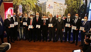 İzmir 'Sürdürülebilir Bir Dünya İçin Koşuyoruz' sloganıyla geliyor