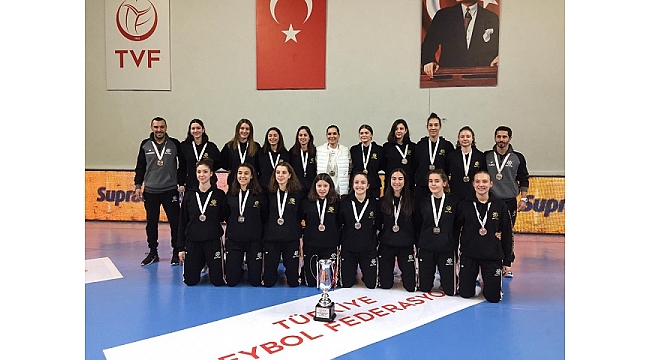 Rota Koleji Voleybol Takımı  1. Ligde…
