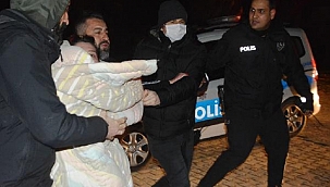 Soğuk deniz suyuna atlayan kadın, hipotermi riski nedeniyle hastaneye kaldırıldı