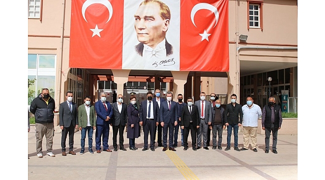 23 Nisan coşkusu Bergama’da törenle kutlandı