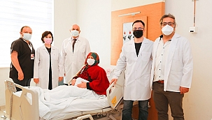 70 Yaşındaki Hasta Aynı Anda 3 Farklı Kanserden Kurtuldu