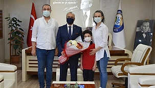 Başkan Kayda, Makamını Minik Öğrenciye Bıraktı
