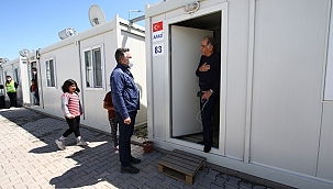 Başkan Sandal, “Depremzedeleri Yalnız Bırakmıyor”