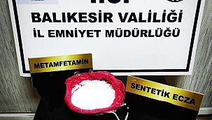 Edremit'te 945 gram metamfetamin ele geçirildi: 3 gözaltı