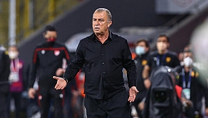 Fatih Terim: Yumruklarımı sıkıyorum, yutkunuyorum
