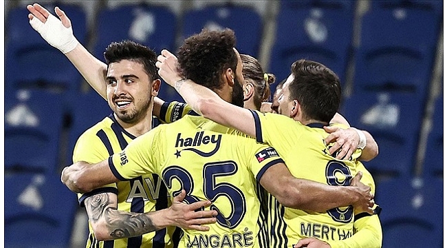 Fenerbahçe zirveyle farkı kapatıyor