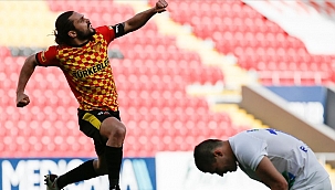 Göztepe Çaykur Rizespor'u 2 golle geçti