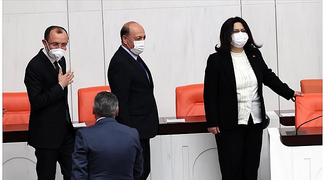 Kabineye atanan üç yeni isim TBMM'de yemin etti