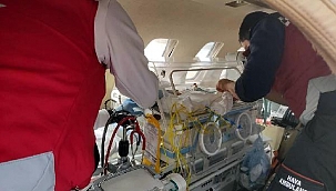 Kalp hastası iki bebek, ambulans uçakla sevk edildi