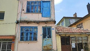 Kiraladığı evi kumarhaneye çevirdi, ceza yağdı