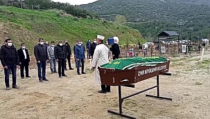 Kovid-19 nedeniyle hayatını kaybeden hakimin cenazesi toprağa verildi