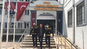 Tartıştığı kardeşini bıçaklayarak öldüren şüpheli adliyede