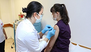 Türkiye'de uygulanan koronavirüs aşı miktarı 20 milyonu aştı