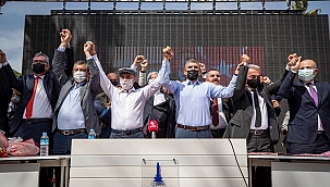 Başkan Soyer’den canlı yayında 1 Mayıs mesajı