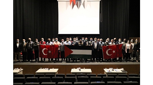 Bergama Belediye Meclisi Toplantısı’ndan İsrail’e kınama