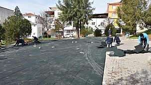 Bornova’da tam kapanmada parklar yenilendi