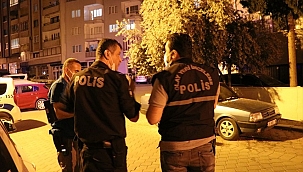 Denizli'de bir kadın tartıştığı kocasını bıçakla yaraladı