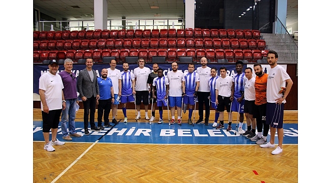 Engelli sporcularla kulüp yöneticileri karşılaştı