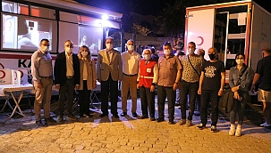 Kızılayın gece mesaisine AK Partililerden destek
