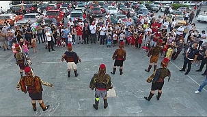 Klasik otomobillerle 19 Mayıs turu