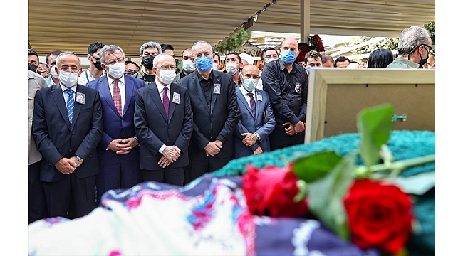 Sertel'in vefat eden eşi toprağa verildi