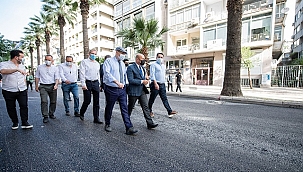 Soyer, Talatpaşa Bulvarı’ndaki asfalt çalışmalarını inceledi