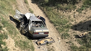 Sulama kanalına devrilen otomobildeki iki kardeş hayatını kaybetti