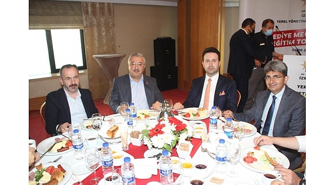AK Parti İzmir’den yerel yönetimler zirvesi