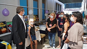 Ayvalık Kadın El Emekleri Pazarı Açıldı