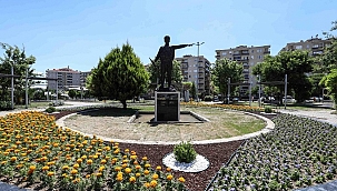 Buca’nın sokakları çiçek açtı