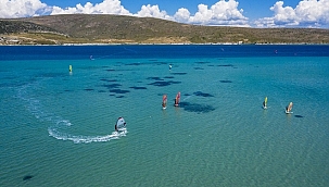 Çeşme turizmini hareketlendi