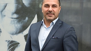 Denizlerde Bayrağımızı Daha Yukarı Çekmeliyiz