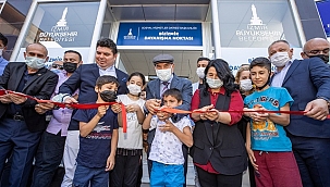 İzmir’de dört Bizİzmir Dayanışma Noktası hizmete açıldı