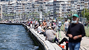 İzmir'de kısıtlamasız ilk cumartesi günü