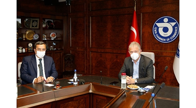 İZTO’dan “e-ruhsat”a tam not