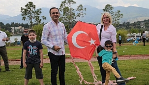KADEM’den ‘Babalar Günü Uçurtma Şenliği’