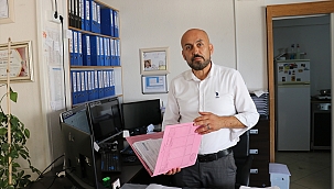 Aidat borçlarını apartman panosuna asan site yöneticisi hakkında dava açıldı